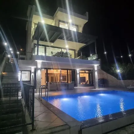 ヴィラ Paradise Bodrum *